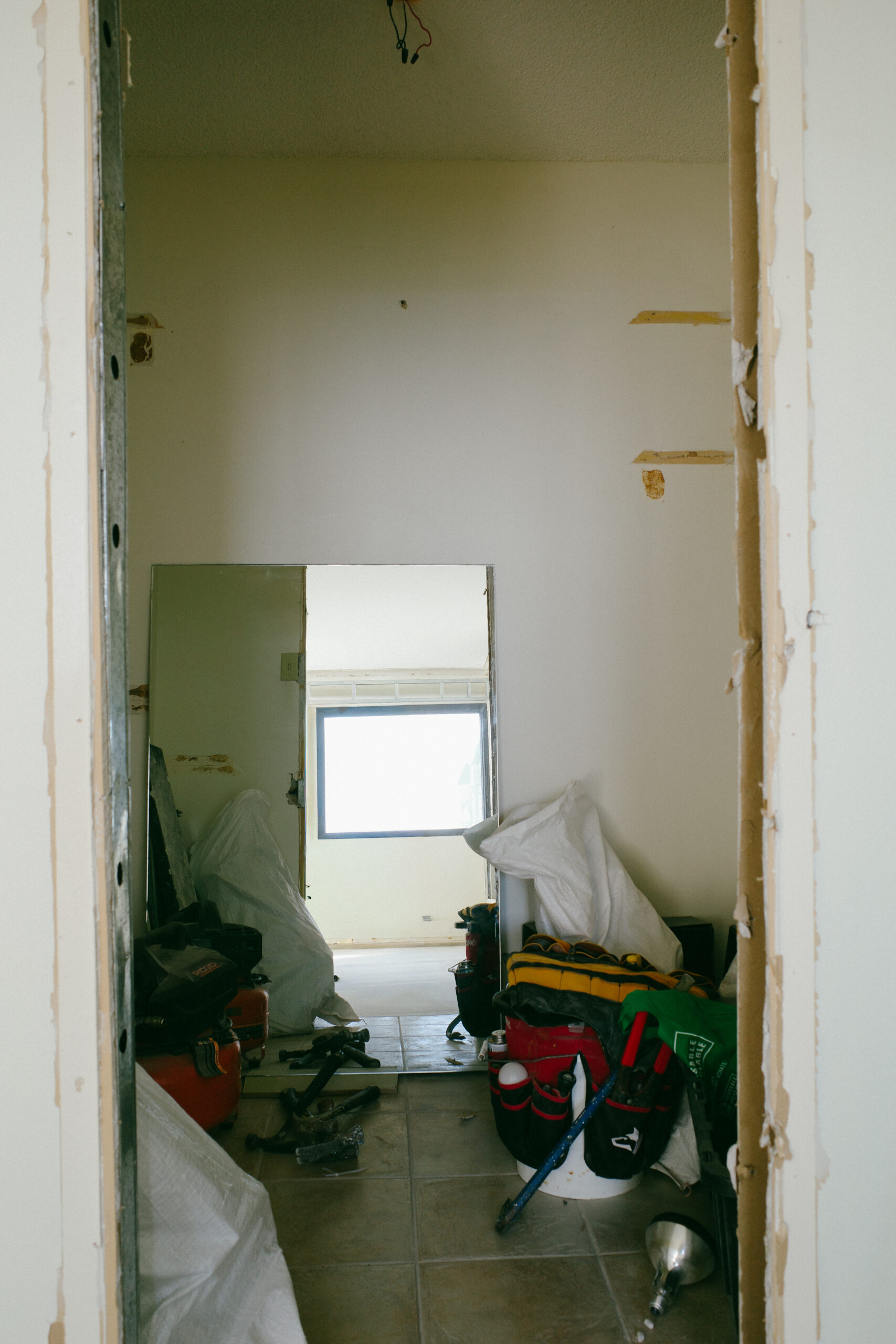 PlutoConstruction_06_walkin